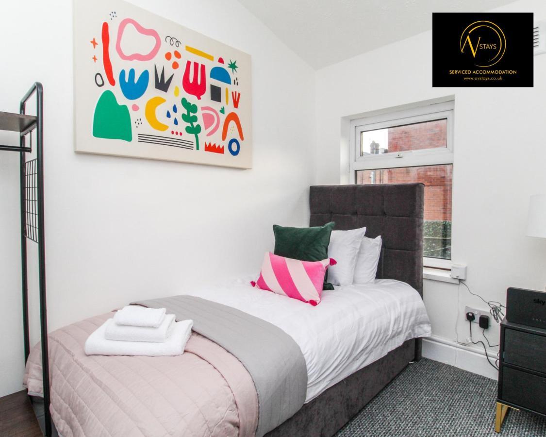 Modern House By Av Stays Short Lets & Serviced Accommodation St Helens St Helens (Merseyside) Exterior foto