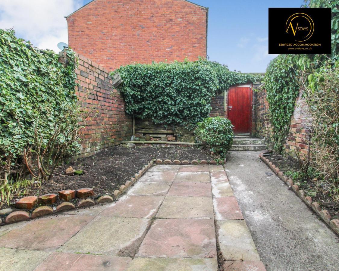 Modern House By Av Stays Short Lets & Serviced Accommodation St Helens St Helens (Merseyside) Exterior foto